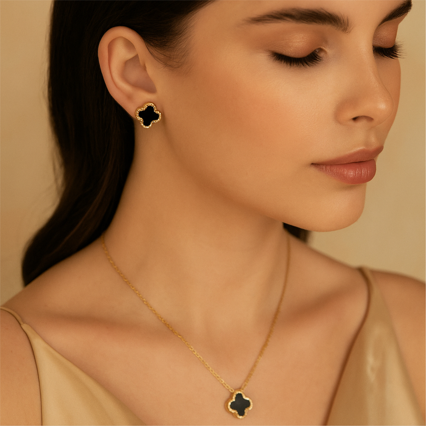 Black Clover Pendant and Stud - [ Set of 2 ] - Zivar Jewelry